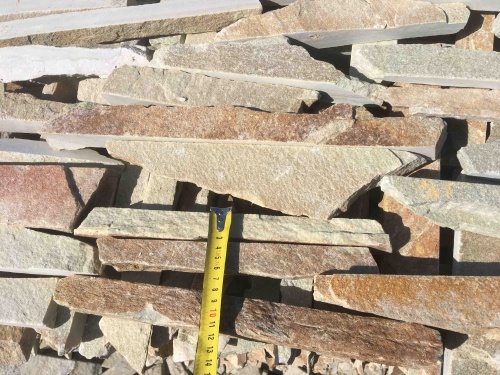 Горбушка златолит золотистый для облицовки купить в Алапаевске