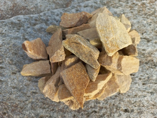 Златолит жёлтый декоративная каменная крошка купить в Алапаевске