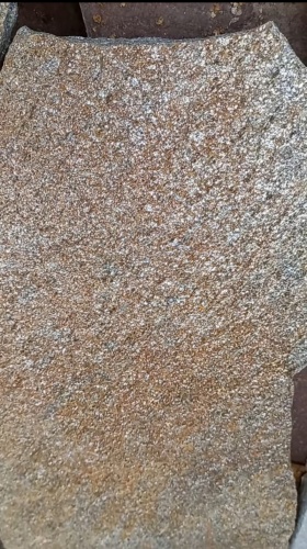 Плитняк златолит серебристый для цоколя, отмостки купить в Алапаевске