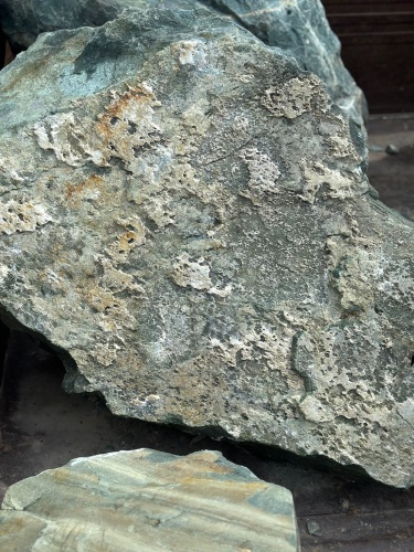 Ландшафтные глыбы зелёные 200-500 килограмм купить в Алапаевске